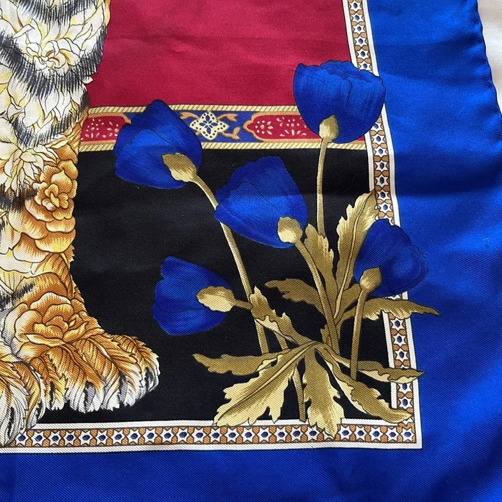 SALVATORE FERRAGAMO VINTAGE Silk Scarf Tigers Chinoiserie Asian Designer WOW!